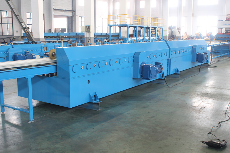 AUTOMATIC SINGLE PANEL LINE ROLL FORMING MACHINE